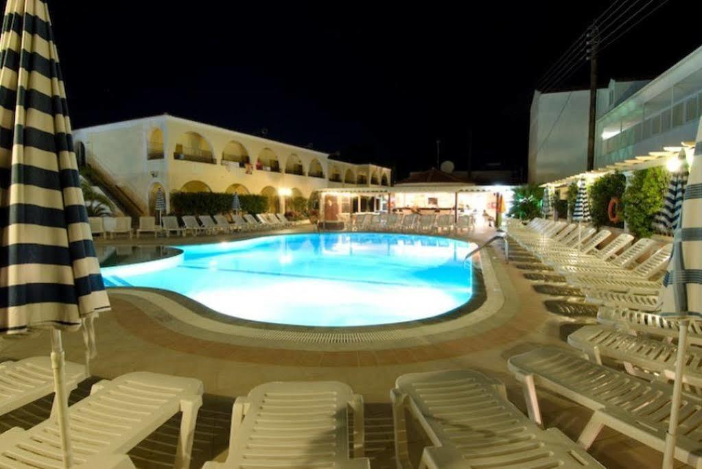 Metaxa Apartments Kavos Exterior photo